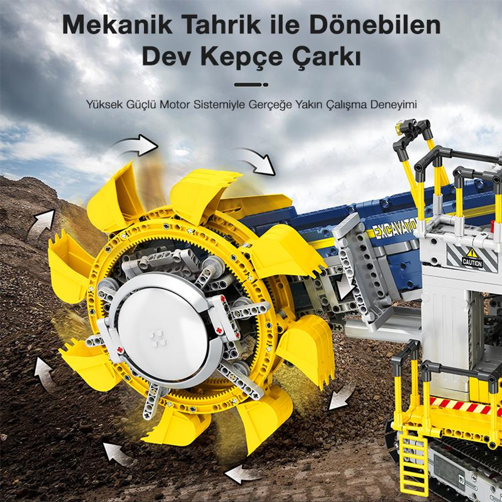 Kovetlerle donen sarı ekskavator tekerleği kirde donuyor. Yakın çekim.