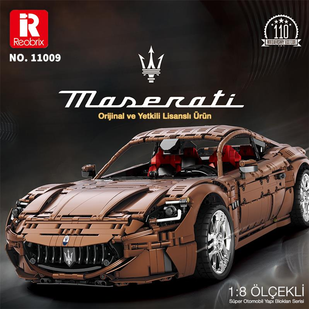 Kırmızı koltuklu kahverengi bir Lego Maserati spor araba modeli.