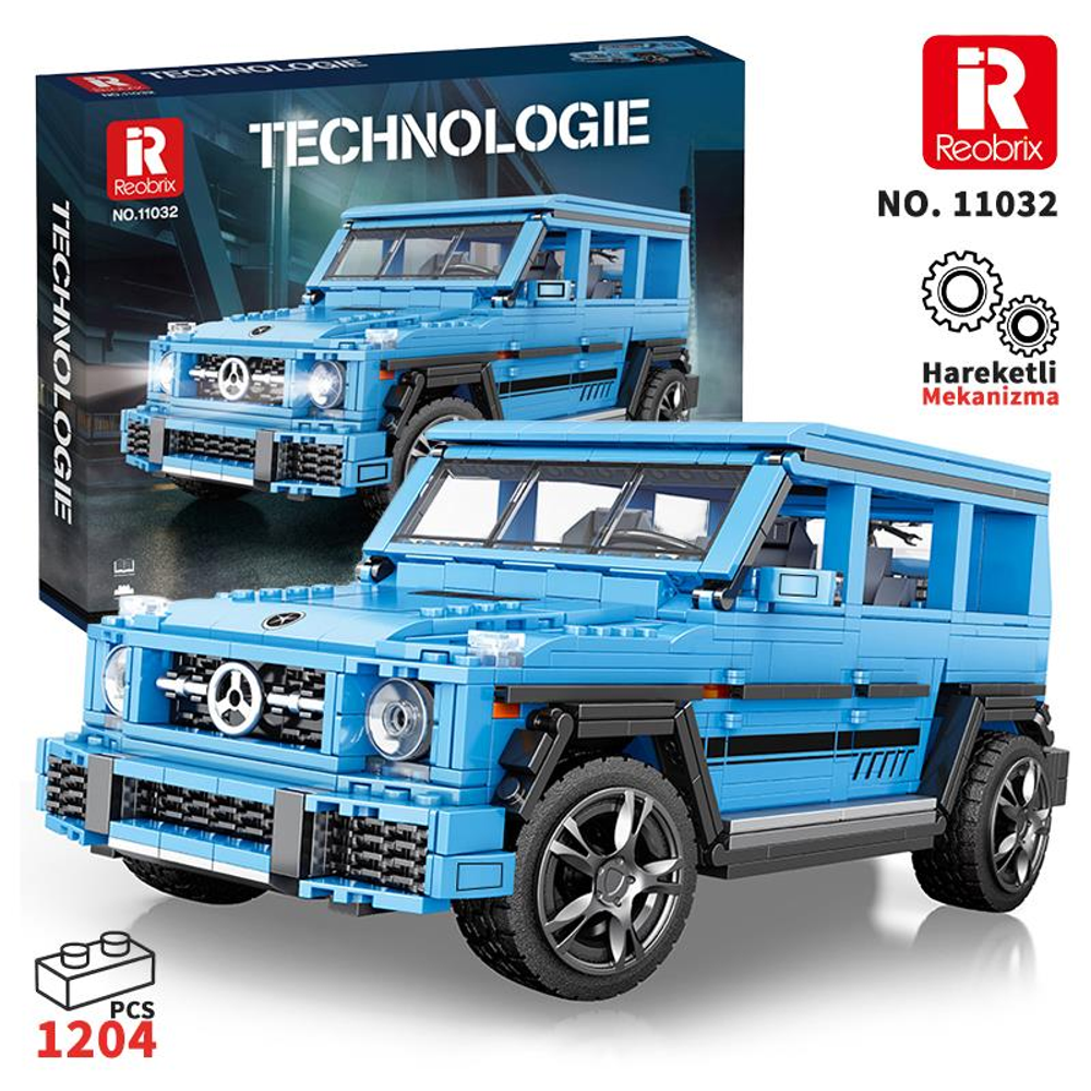 Gümüş tekerlekli ve siyah detaylı mavi Lego SUV modeli, ambalaj üzerinde.