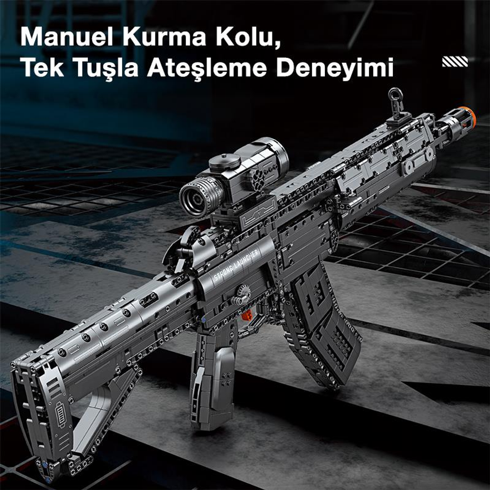 Dürbün ve taktiksel eklentilere sahip gümüş rengi bir tüfeğin detaylı modeli.
