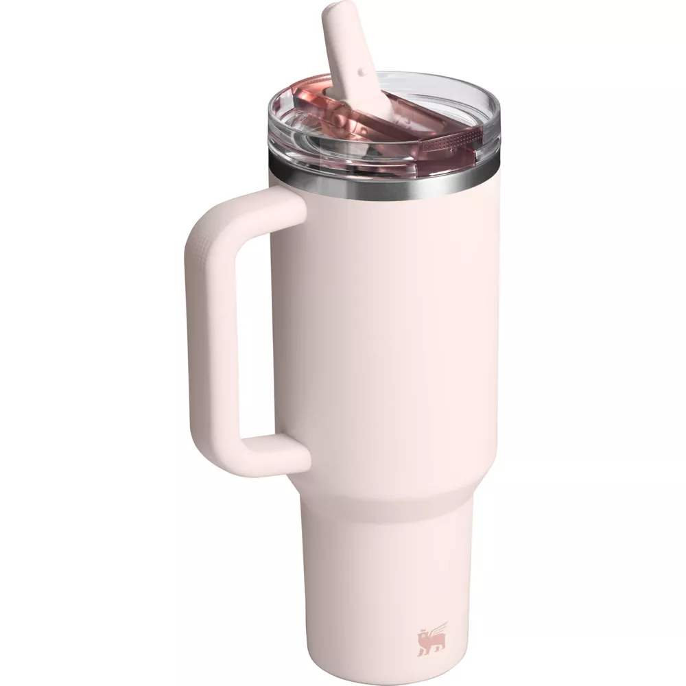 Arkadan saplı ve pipetli açık pembe termos bardak, beyaz zeminde.