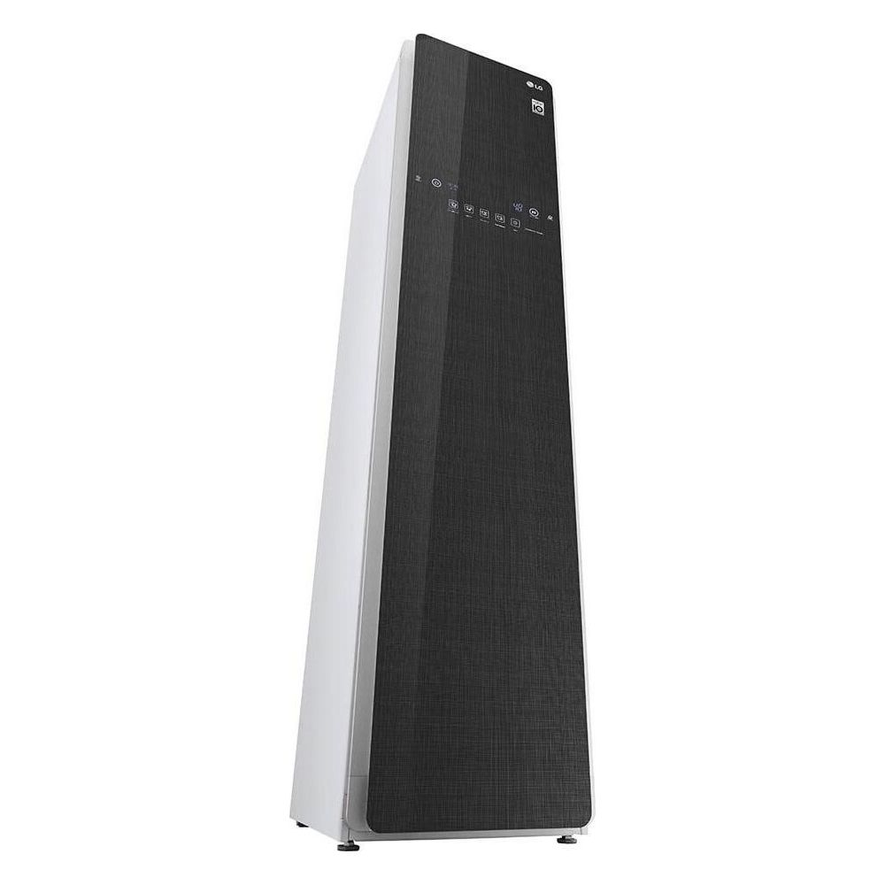 Un grand appareil LG blanc avec panneau avant gris foncé texturé et boutons de commande.