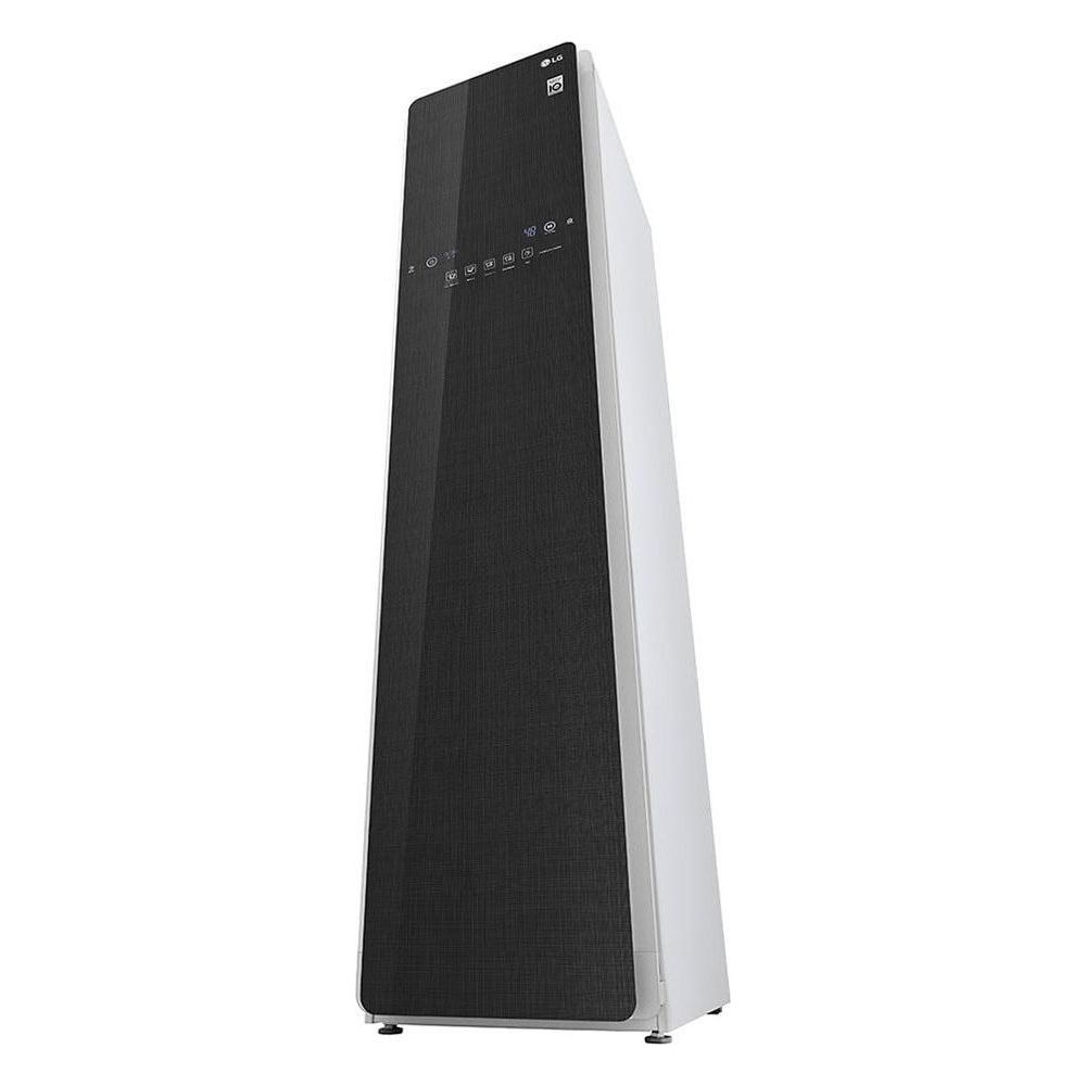 Appareil LG blanc et haut avec façade en tissu noir et commandes numériques.