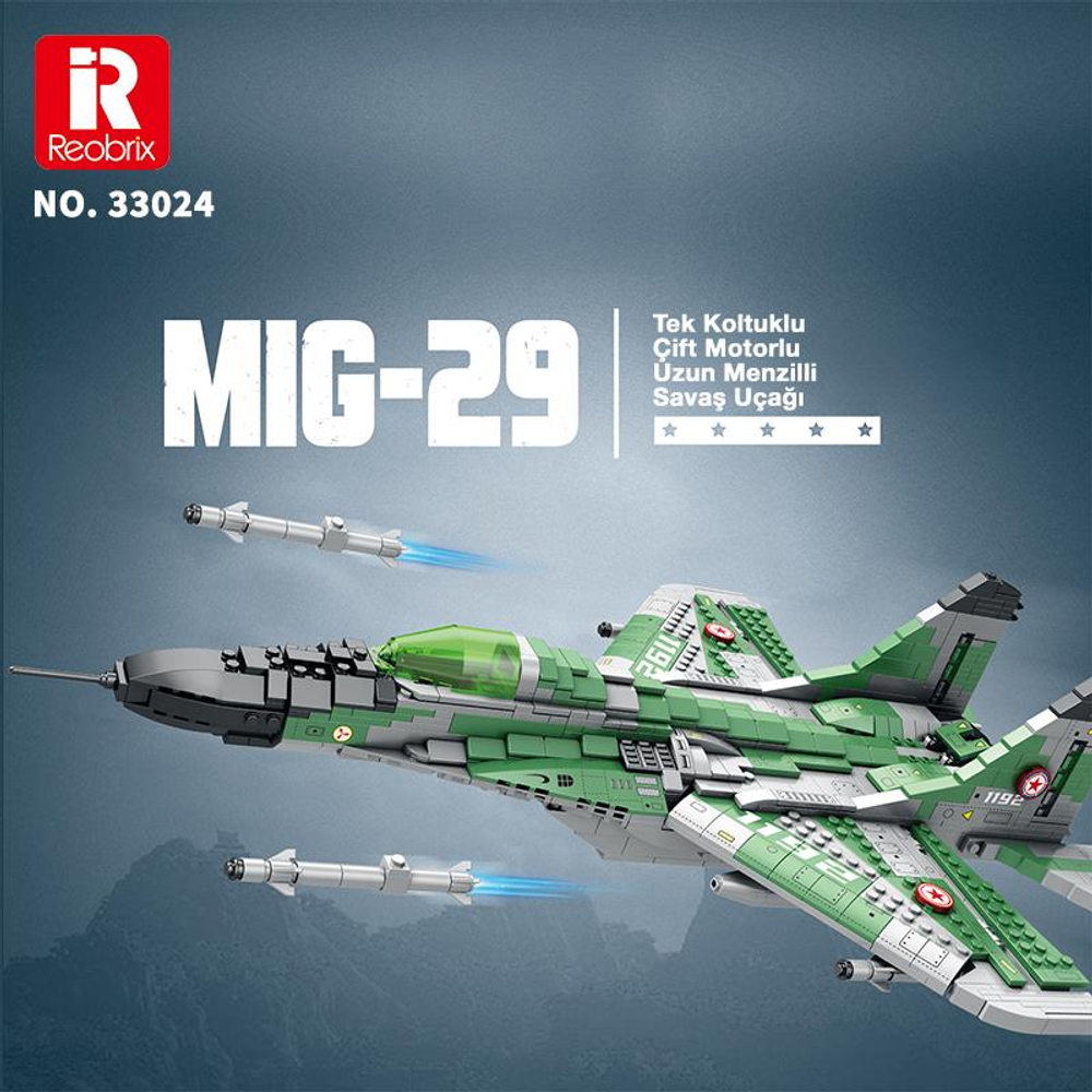 Füze ve Reobrix logolu yeşil-gri MIG-29 savaş uçağı modeli.