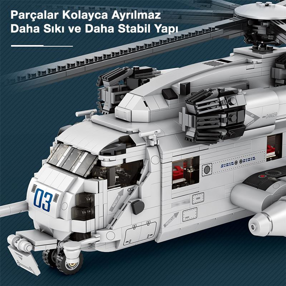 03 numaralı detaylı beyaz helikopter modeli.