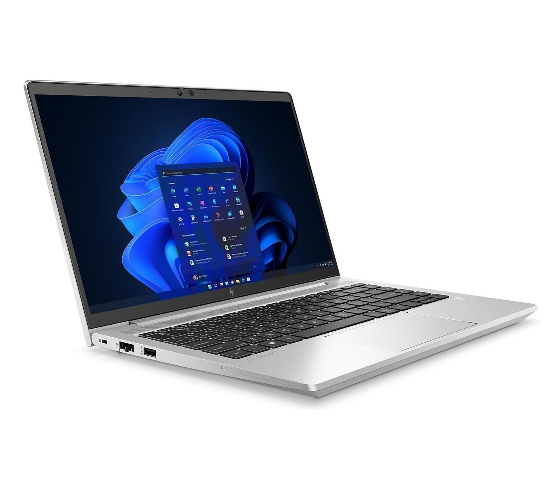 Silberner Laptop mit beleuchtetem Bildschirm, der das Windows 11-Startmenü anzeigt.