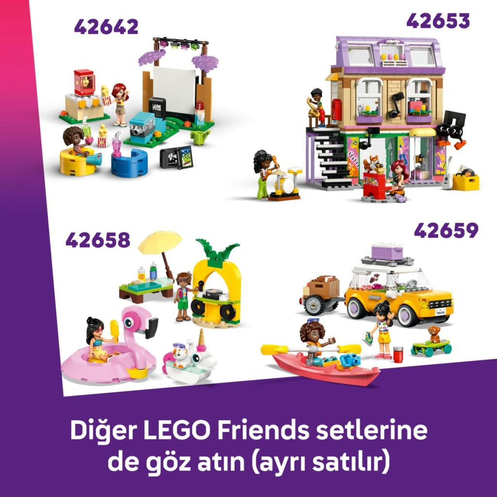 Dört LEGO Friends seti: sinema, ev, plaj ve botlu araba.