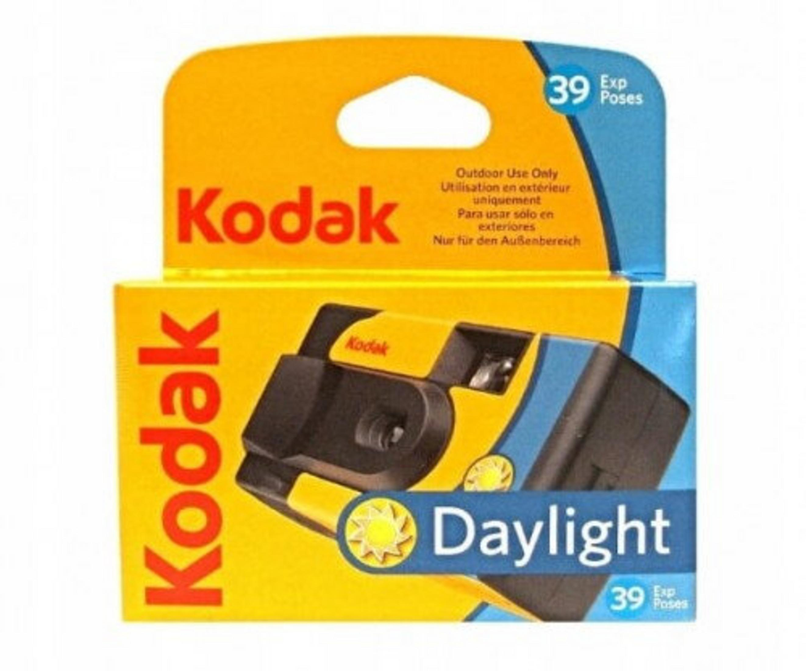 Verpakking van een Kodak Daylight camera met 39 opnamen, met gele en blauwe accenten.