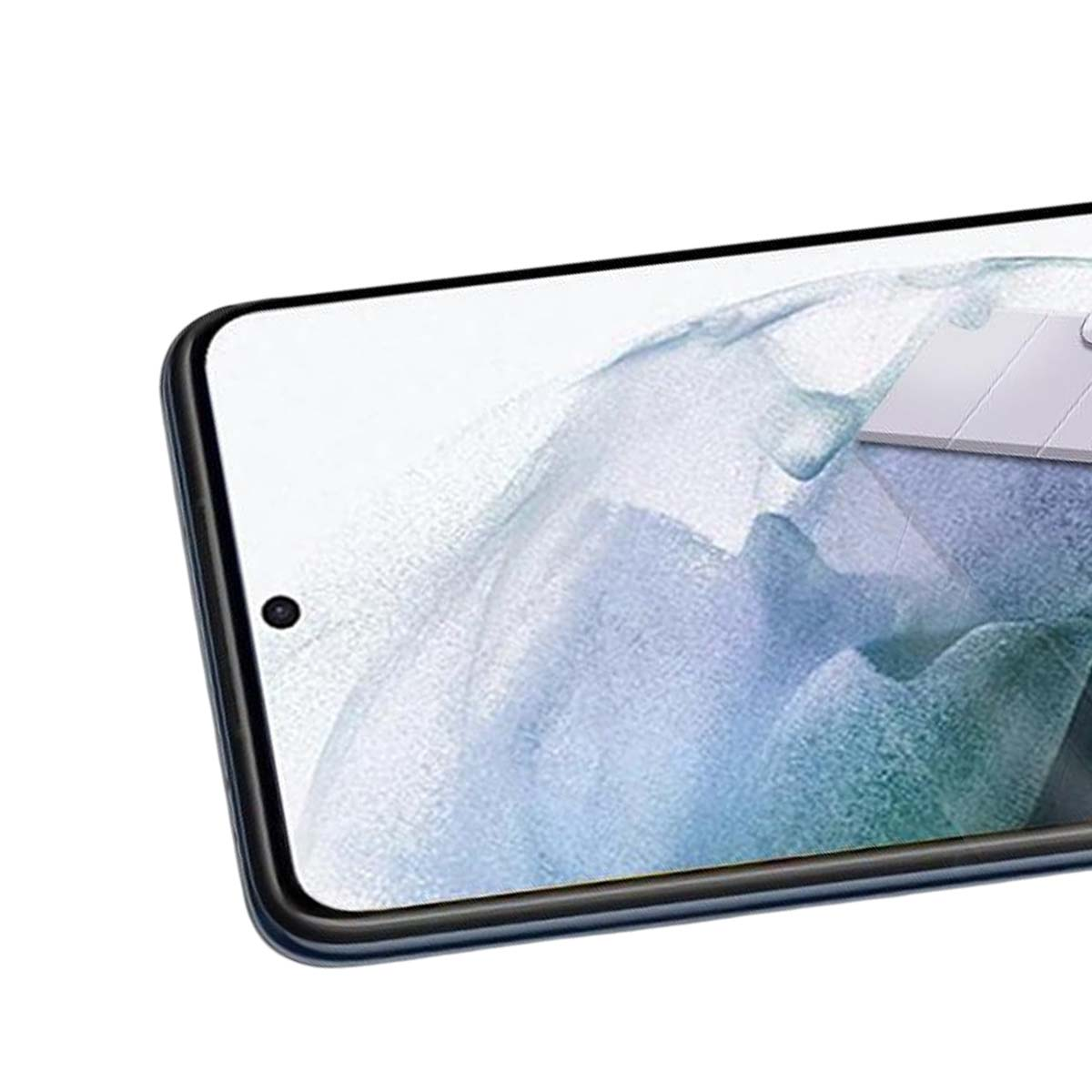 Primer plano de pantalla de smartphone con agujero para cámara y fondo azul abstracto.