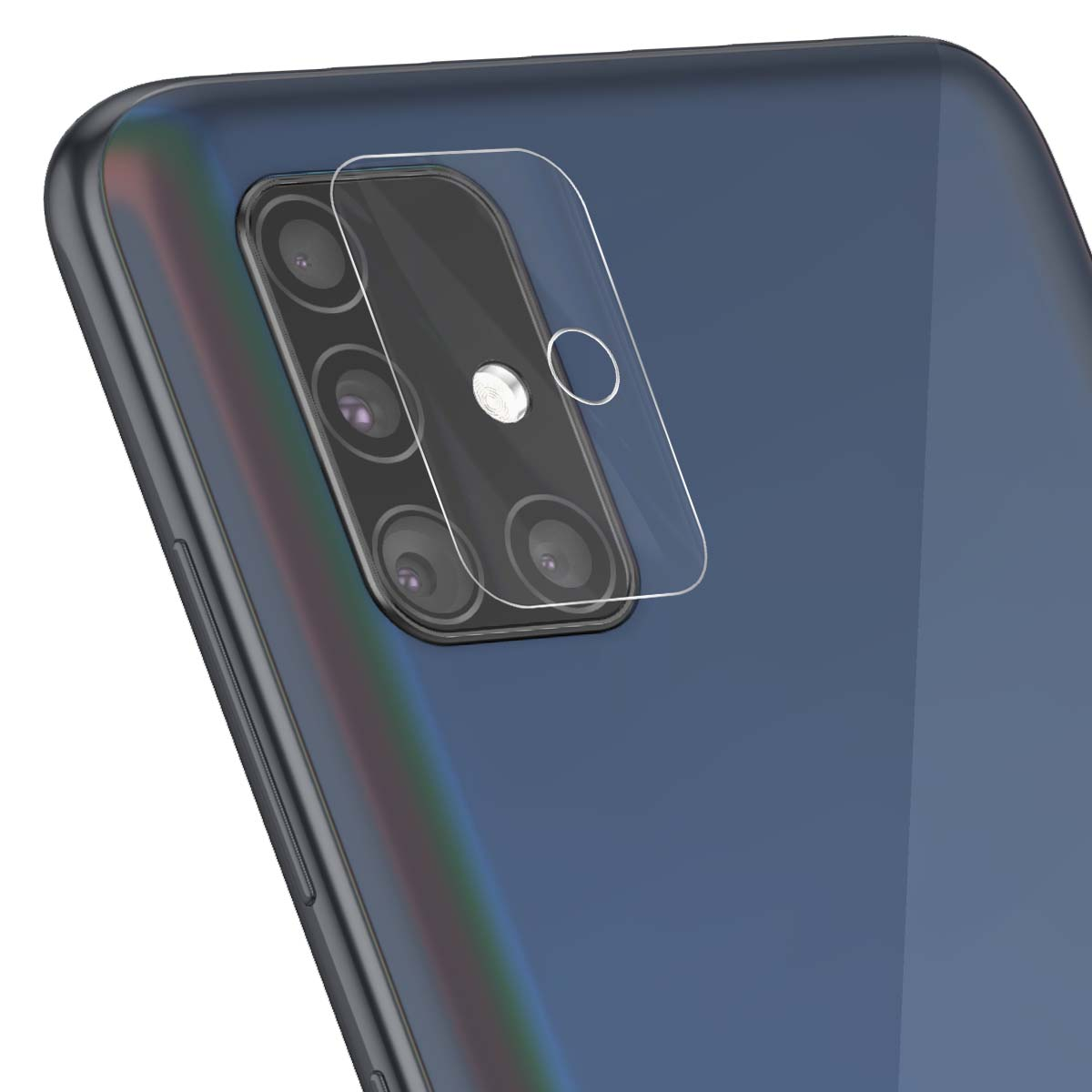 Pellicola protettiva trasparente sul retro di uno smartphone con quattro lenti e flash.
