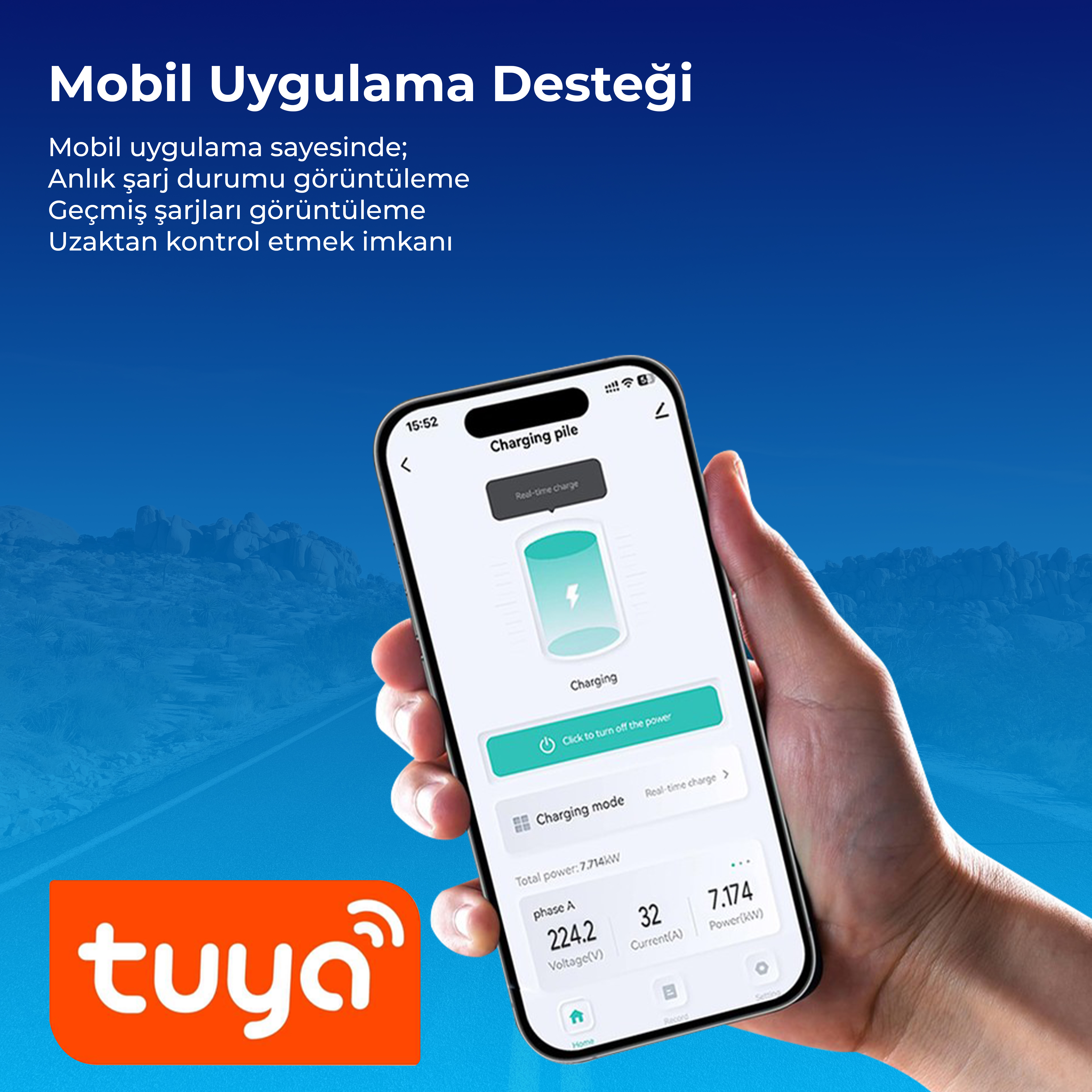 Bir el, Tuya uygulamasının şarj verilerini gösteren bir telefon tutuyor. Dağ manzarası arka planda.