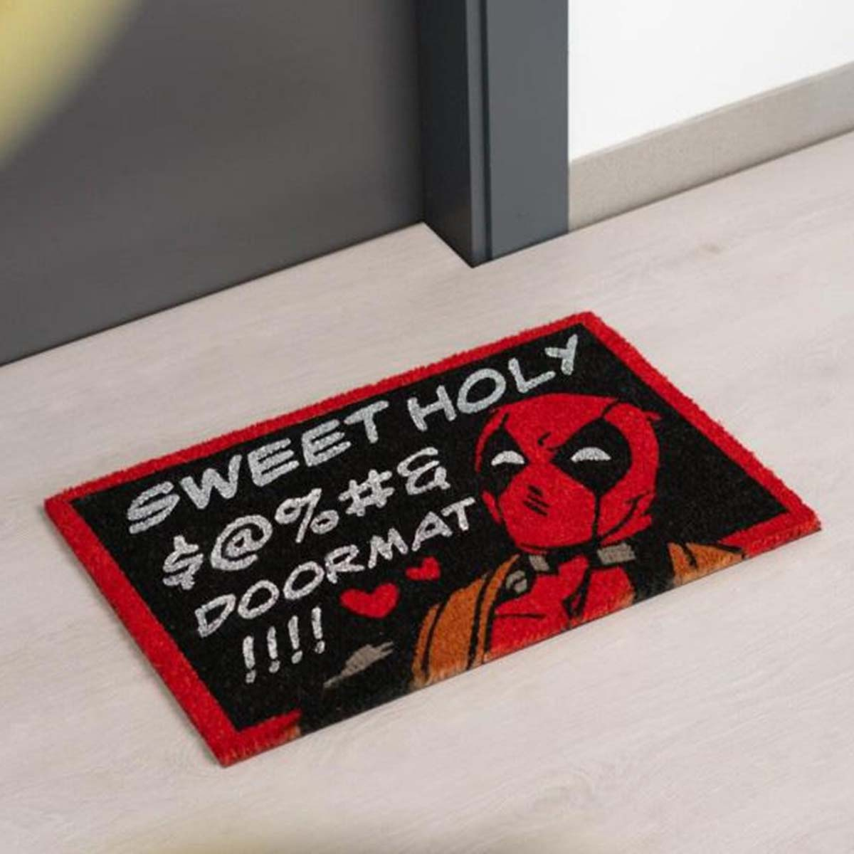 Tappetino con Deadpool e testo: SWEET HOLY $ @%#& DOORMAT!!!!