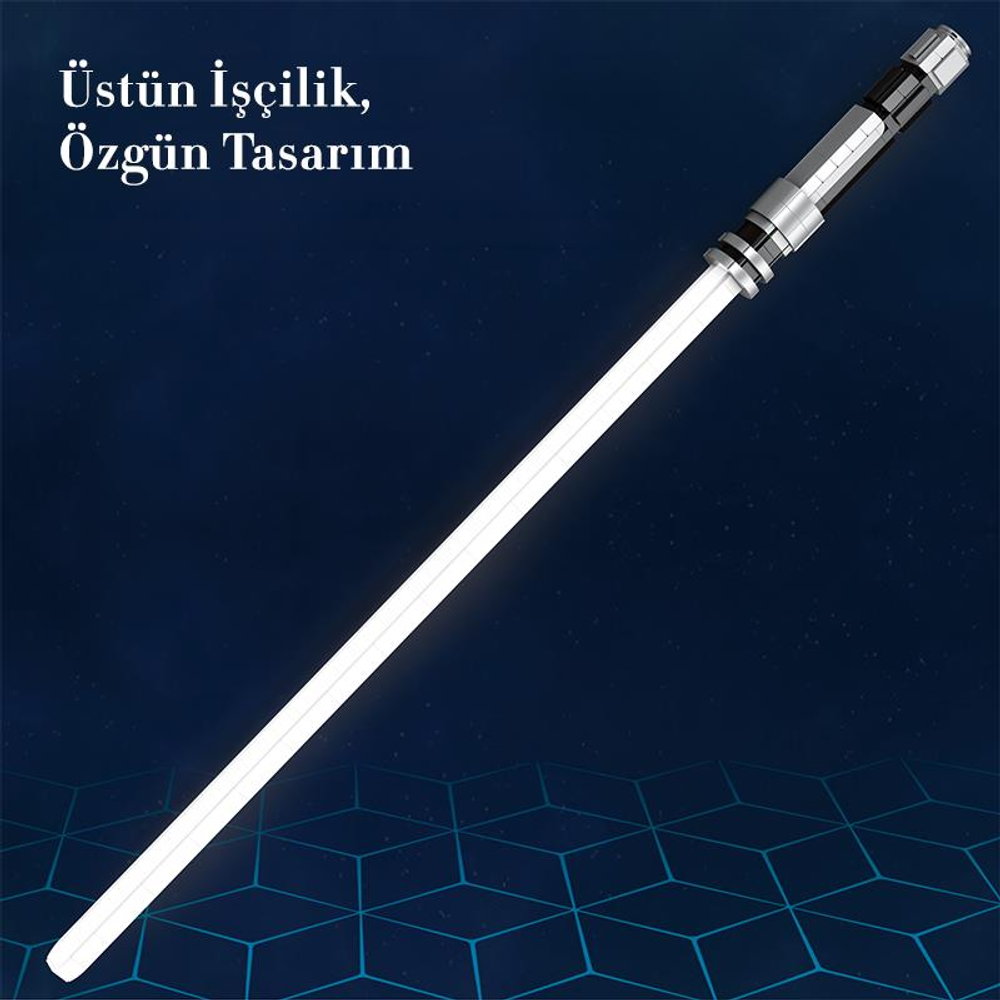 Gümüş saplı, koyu mavi arka plan üzerinde parlayan beyaz ışın kılıcı.