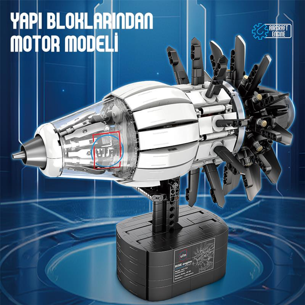 Bloklardan yapılmış ayrıntılı bir uçak motoru modeli, stand üzerinde sergileniyor.