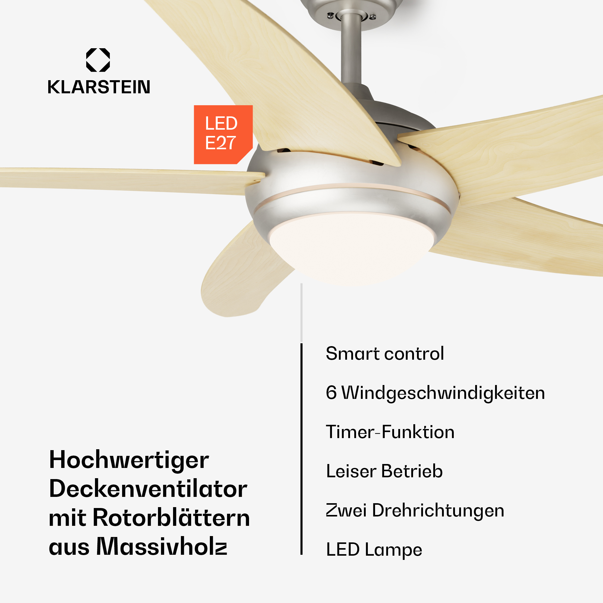 Un ventilatore da soffitto con pale del rotore in legno e lampada a LED.