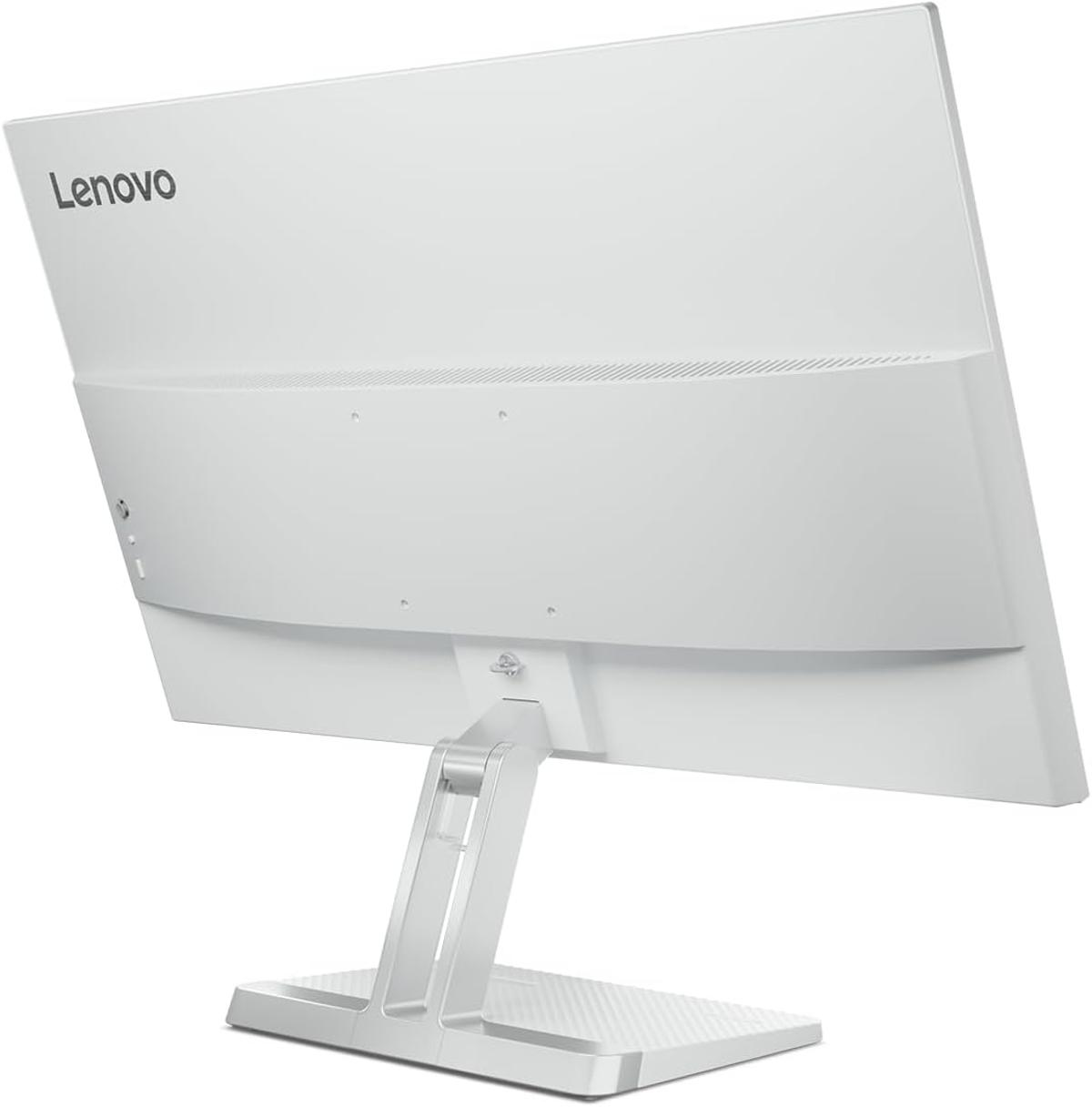 Vista trasera de un monitor de computadora Lenovo blanco con el logo en la parte superior izquierda, mostrando el soporte y los puertos.