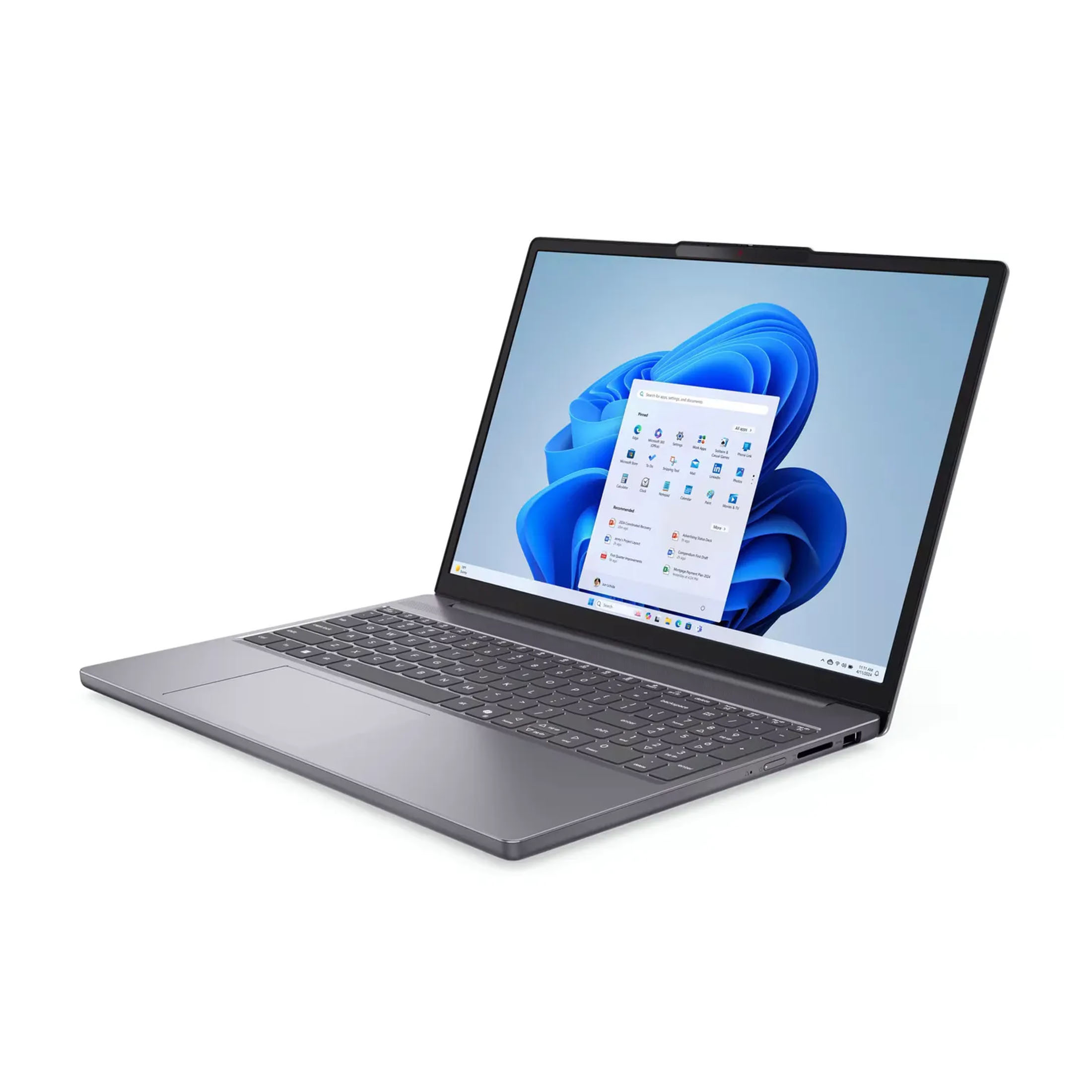 Un laptop grigio che mostra Windows 11 sullo schermo, su sfondo bianco.