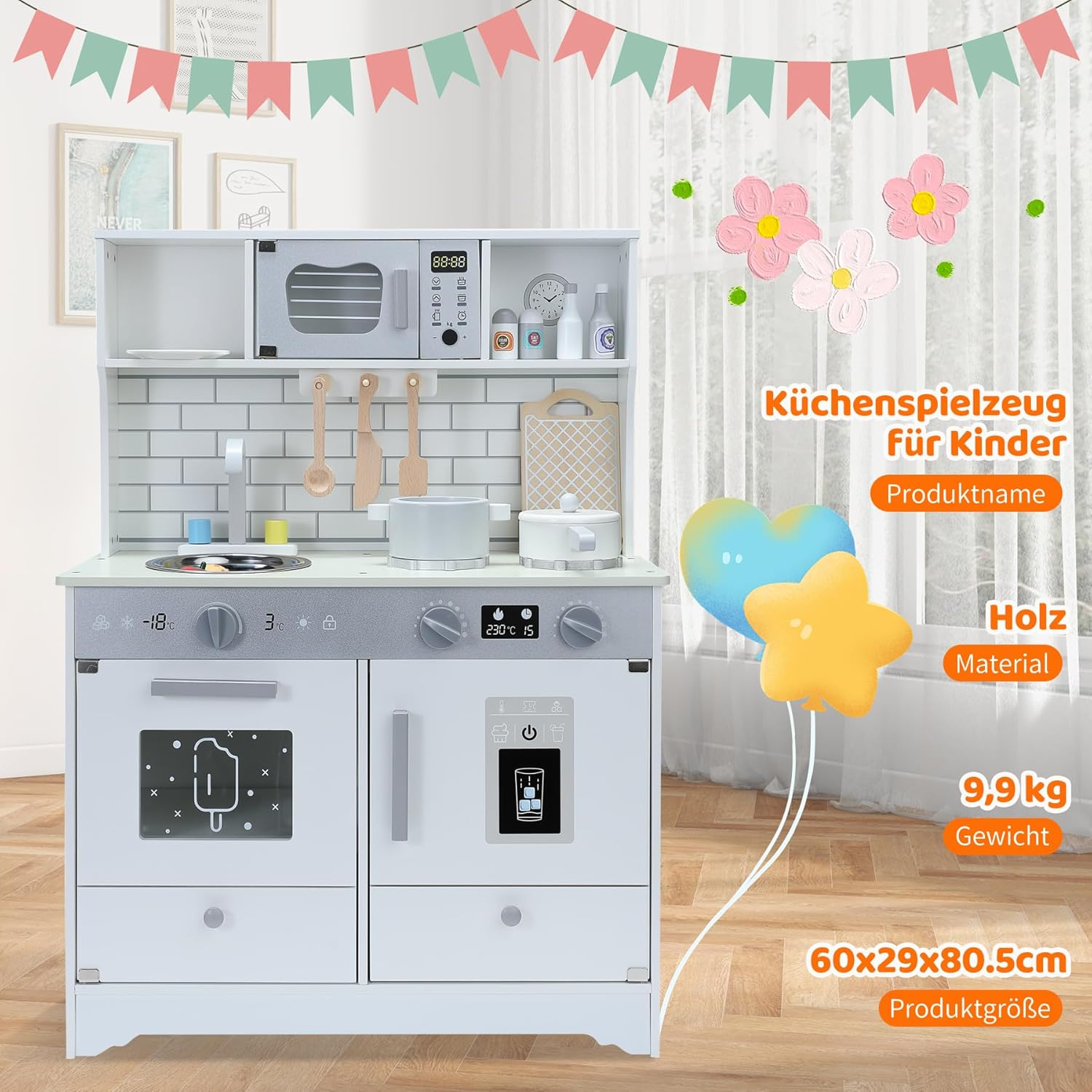 Weiße Spielküche mit Mikrowelle, Herd und Kühlschranktür.
