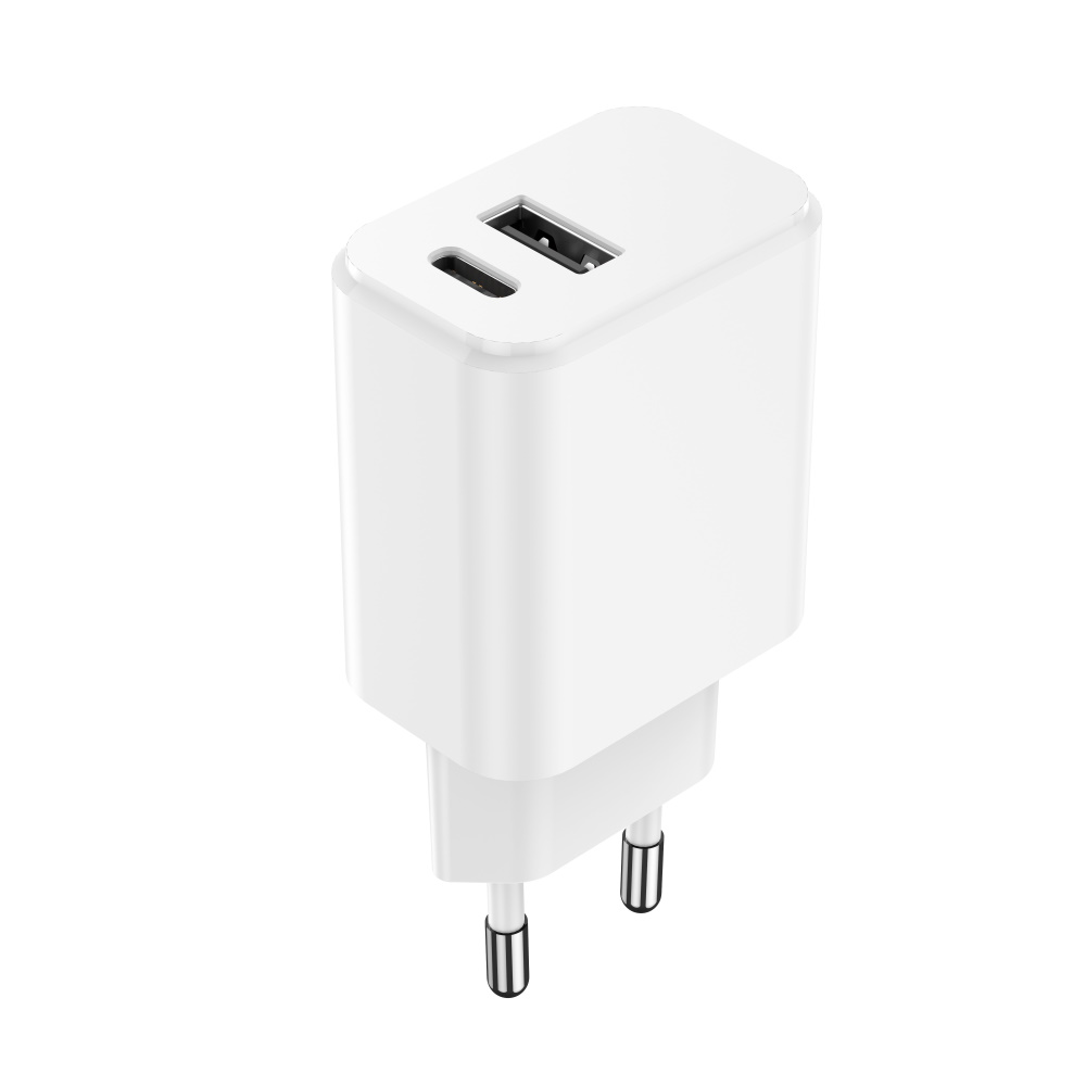 Biała ładowarka USB z dwoma portami i dwoma bolcami.