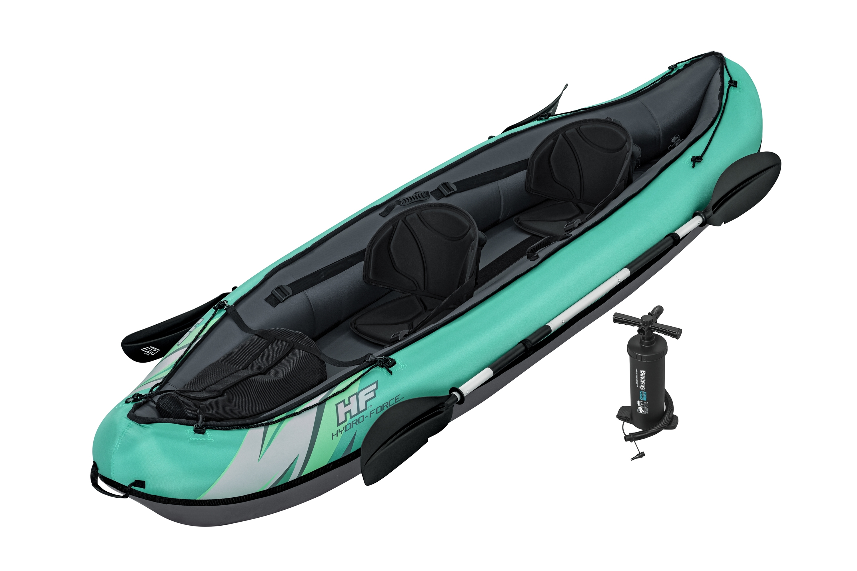 Un kayak inflable de dos plazas color verde agua con dos asientos negros, remos y bomba.