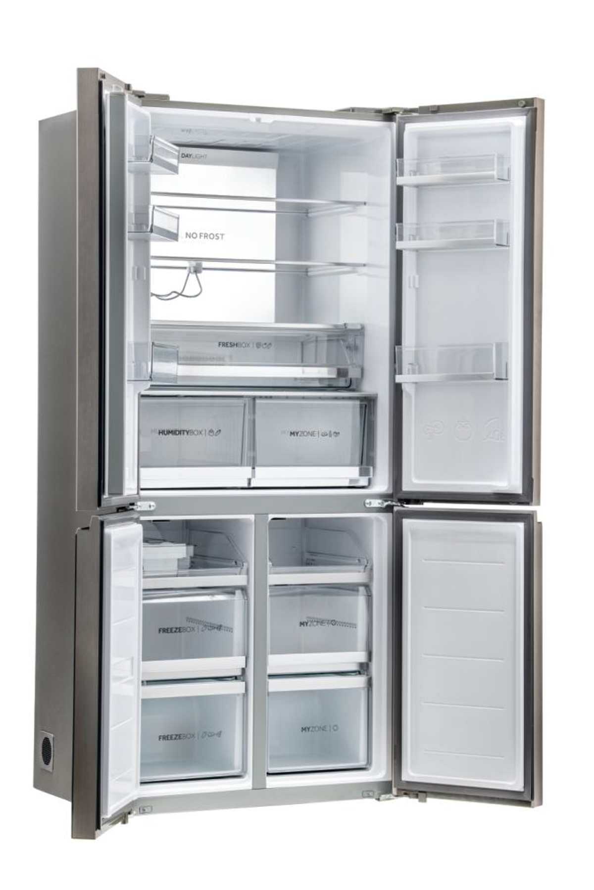 Ein offener Kühlschrank mit mehreren Fächern und Schubladen.