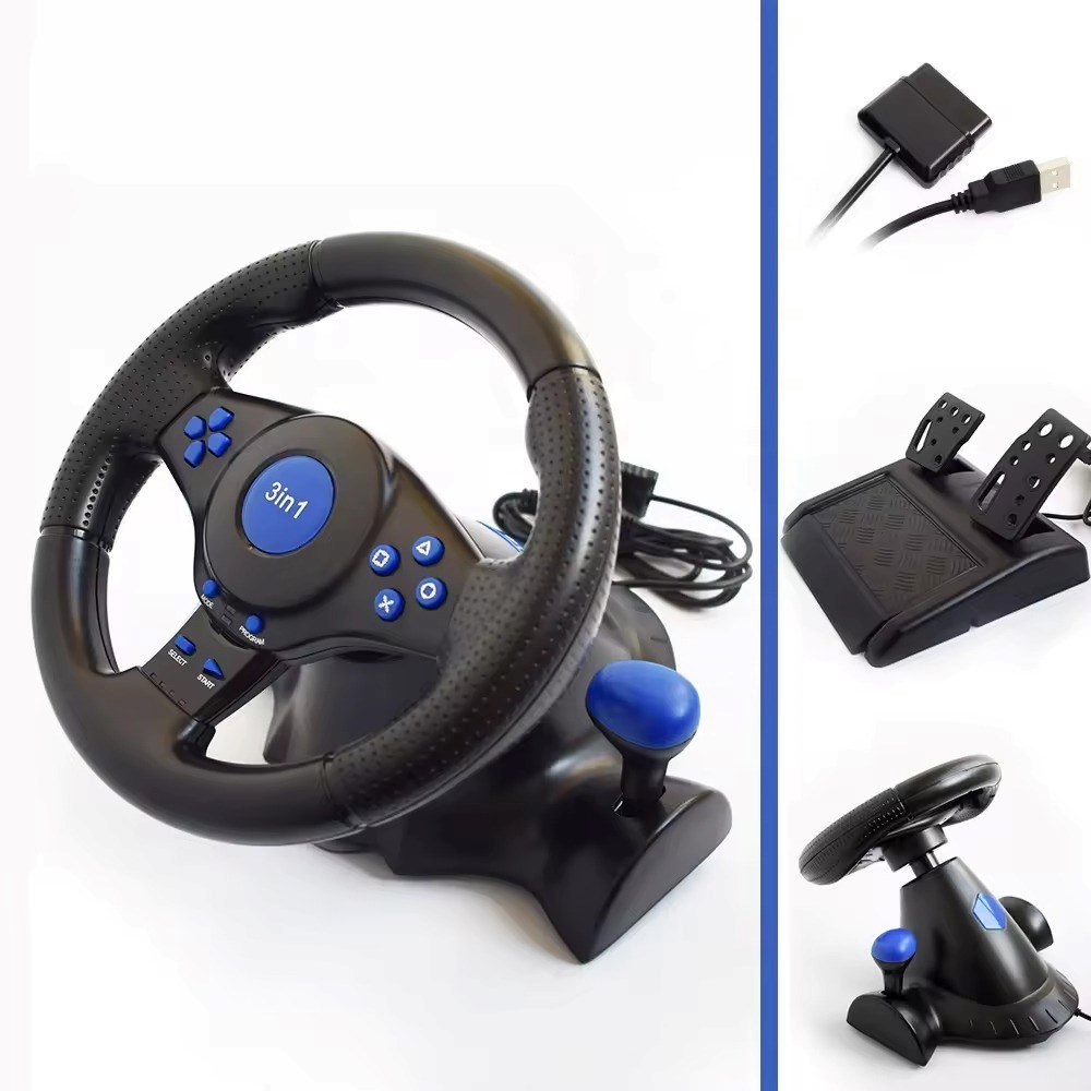 Mavi düğmeli ve vitesli siyah oyun direksiyonu, pedallar ve USB adaptörü yanında.