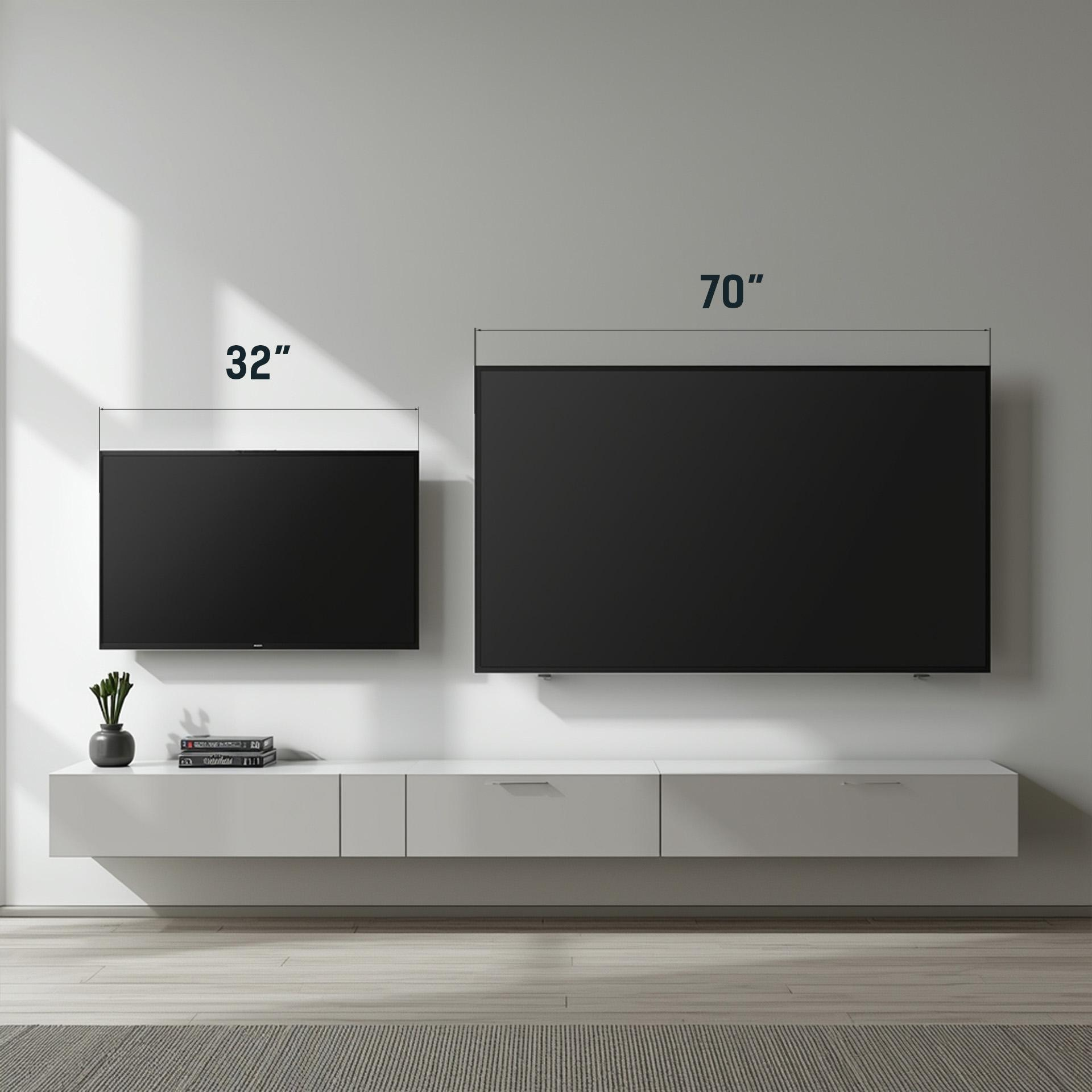 Due TV, da 32 e 70 pollici, sopra un mobile TV bianco sospeso.