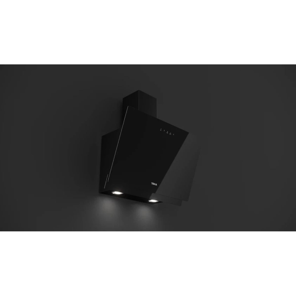 Campana extractora negra con luces y controles montada en pared oscura.