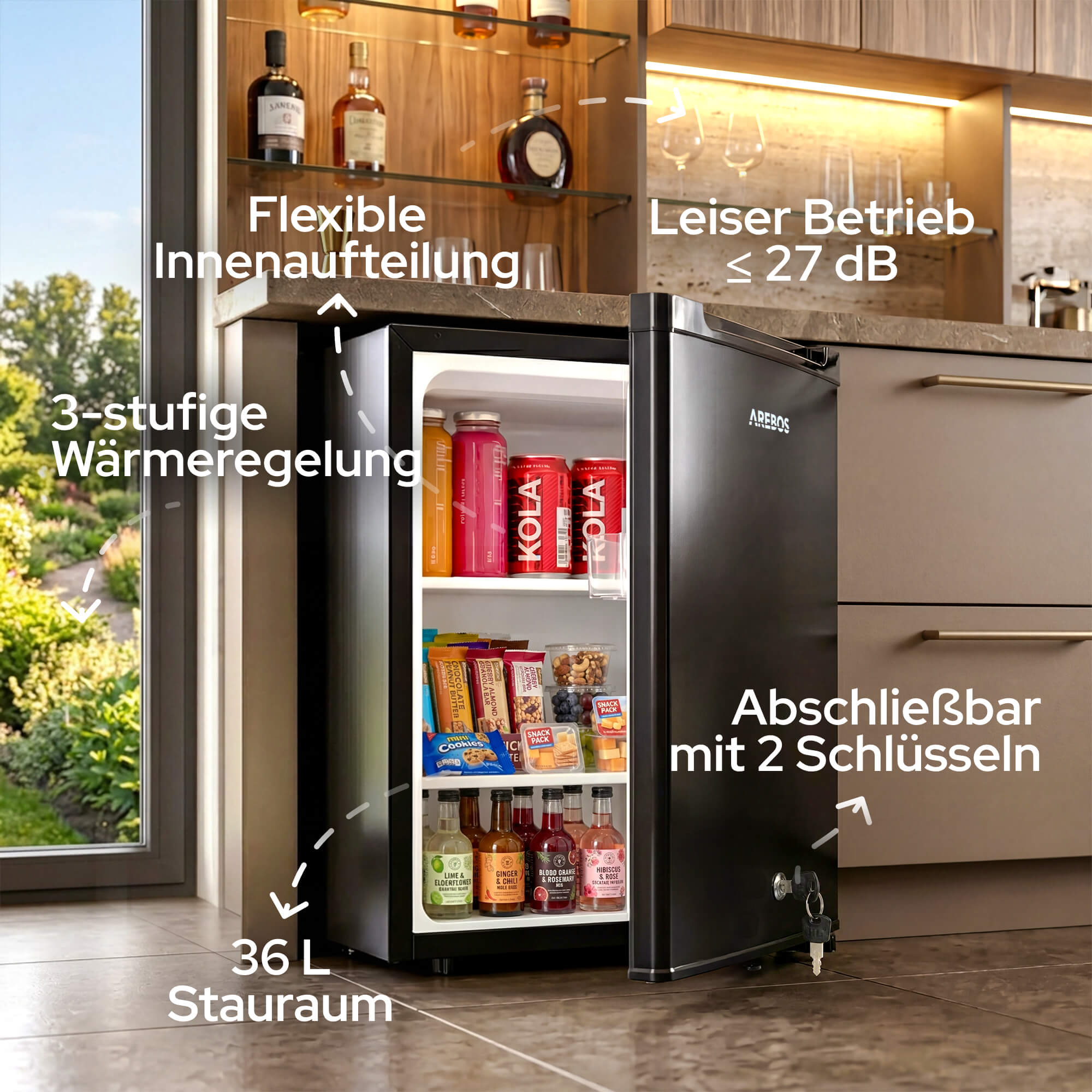 Schwarzer Minikühlschrank mit Flaschen, Dosen und Snacks, 36L Fassungsvermögen.