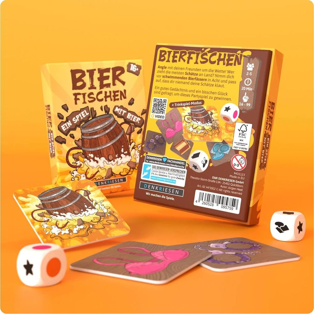 Spiel "Bierfischen" mit Bierfässern, Würfeln und Karten auf orangem Hintergrund.