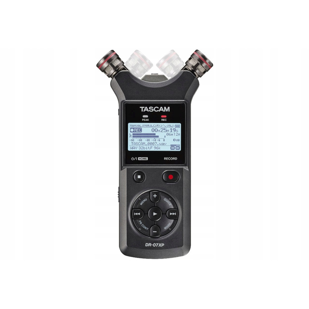 Czarny rejestrator Tascam DR-07XP z podwójnymi kapsułami mikrofonowymi, ekranem LCD i przyciskami.