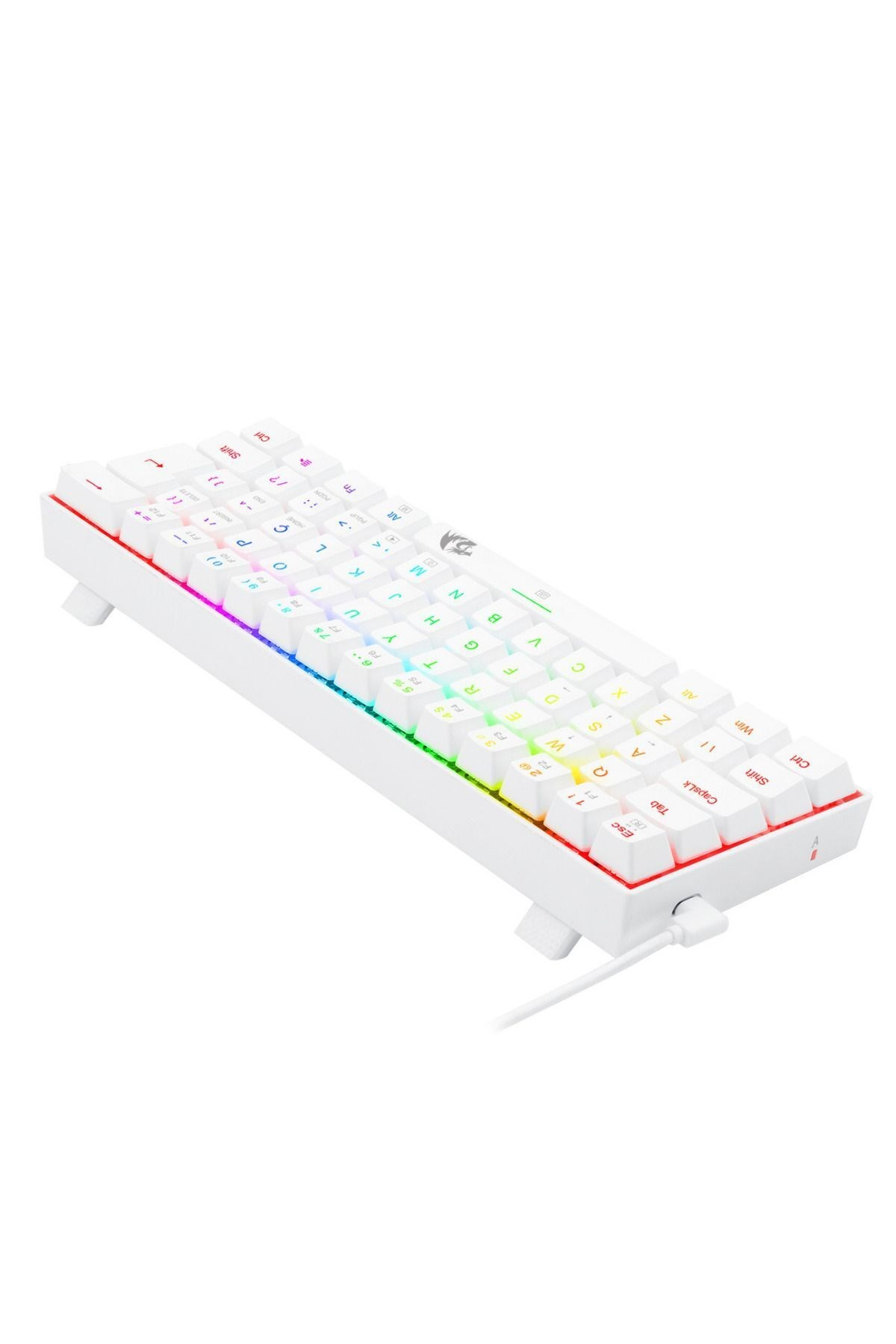 Yan tarafında RGB aydınlatmalı ve renkli tuşlara sahip beyaz kompakt klavye. Beyaz bir kablo takılıdır.