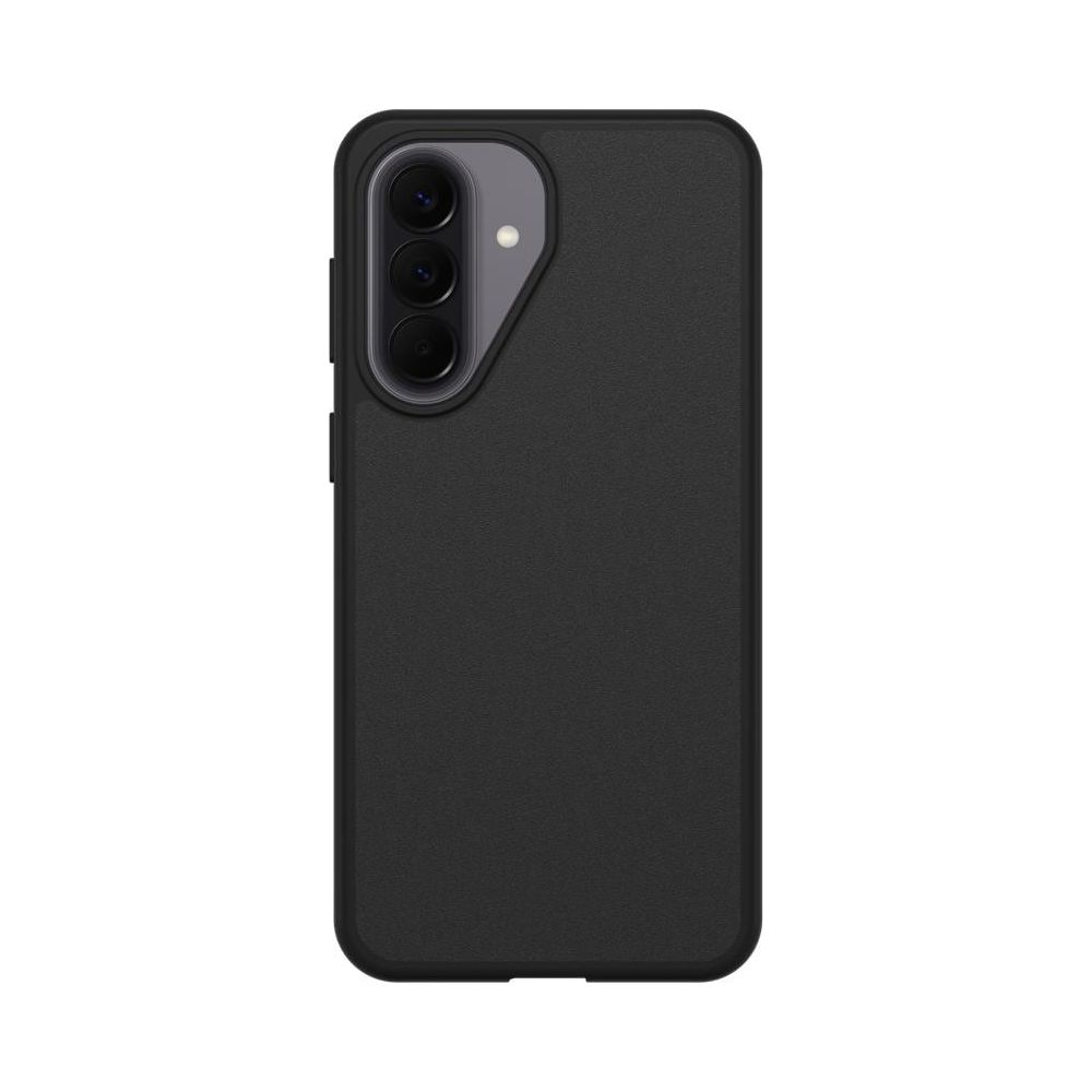 Schwarzes Handy-Cover mit dreifacher Kameraaussparung und glatter Rückseite.