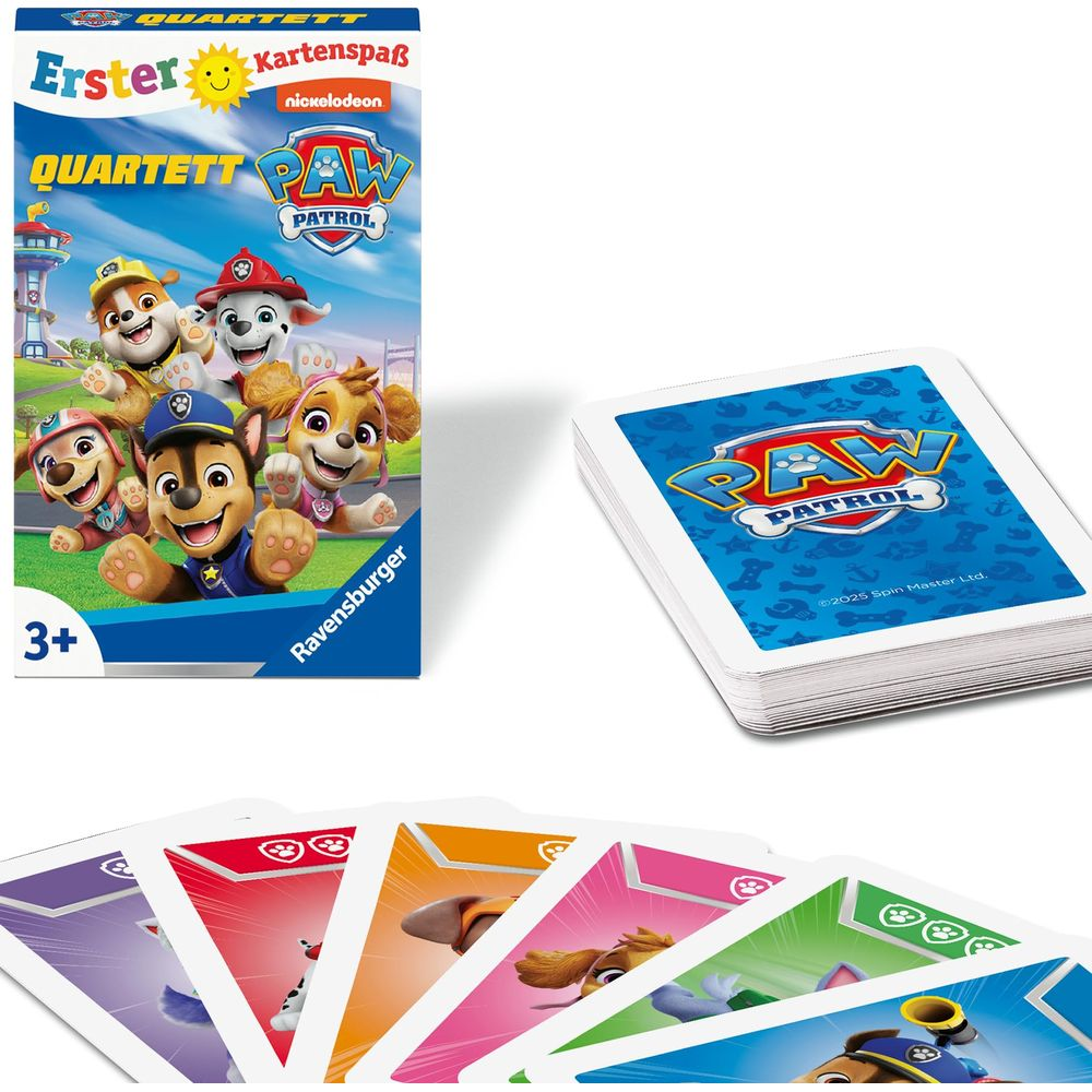 Paw Patrol Quartett Spielpackung und Kartenstapel auf weißem Hintergrund.