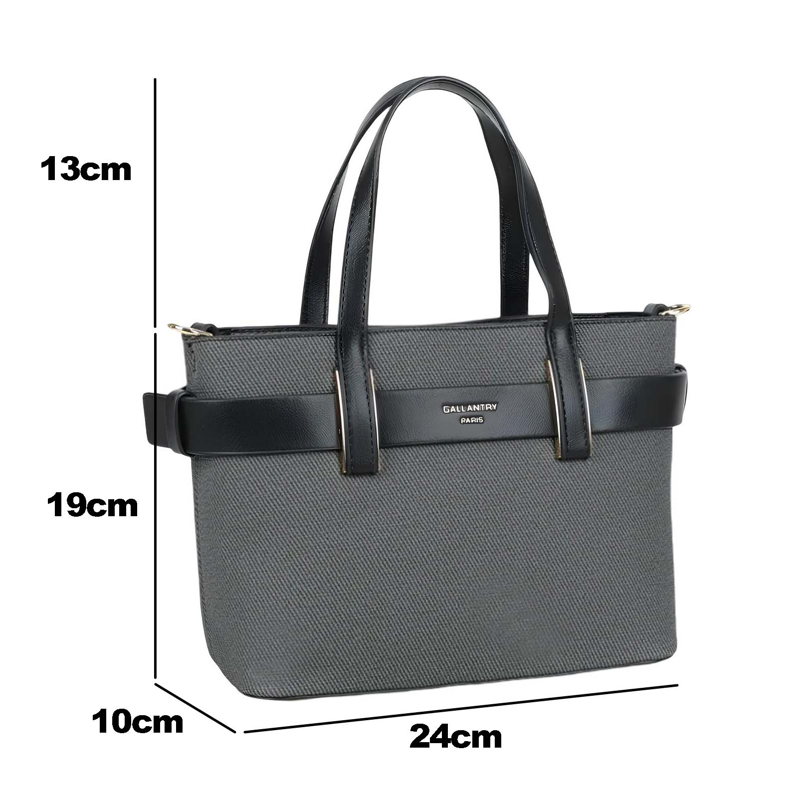 Bolso tote de tela gris con asas de cuero negro y correa negra con hebillas.