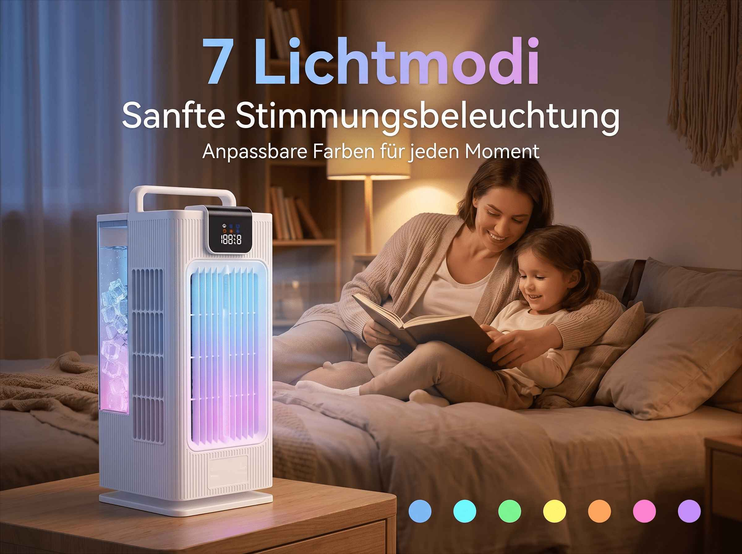 Ein Luftkühler mit Eiswürfeln und bunter Beleuchtung steht neben einem Bett, auf dem eine Mutter mit Kind liest.