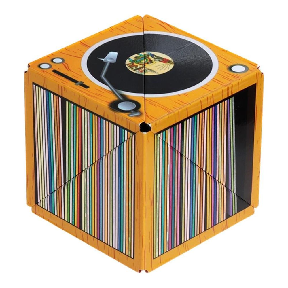 Un cubo a forma di giradischi con molti dischi colorati.