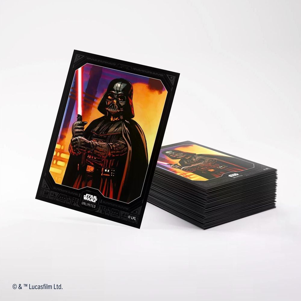 Dark Vador tient un sabre laser rouge, à côté d'une pile de cartes.