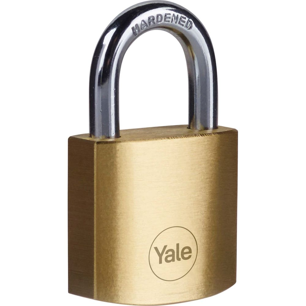 Ein goldener Yale Vorhängeschloss mit silbernem Bügel.