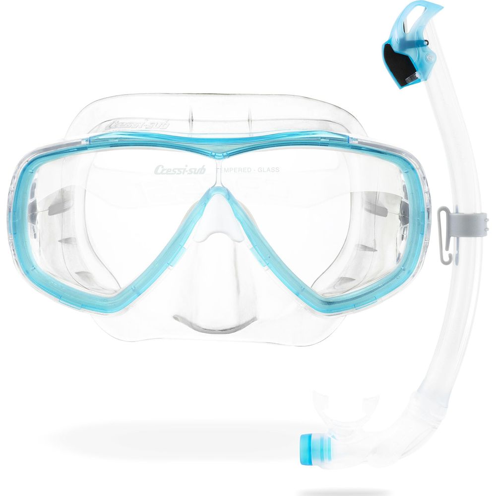 Eine transparente Tauchmaske mit blauem Rand und Schnorchel.