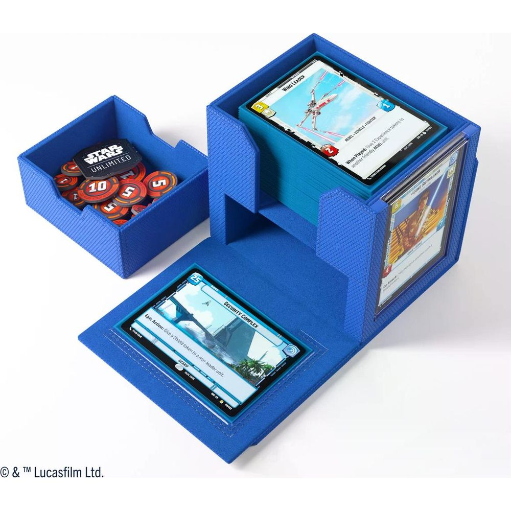 Un porte-cartes bleu avec des cartes et des jetons Star Wars.