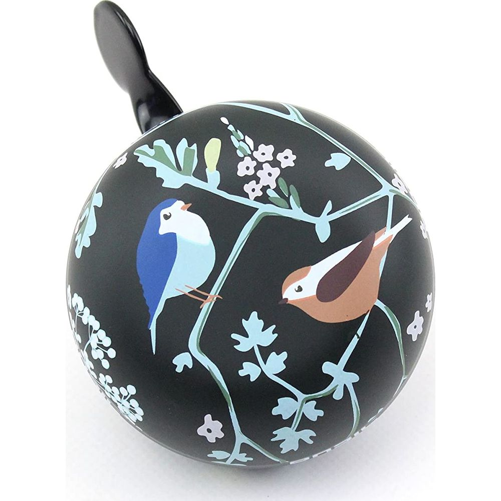 Schwarze Klingel mit Vogel- und Blumenmuster. Ein blauer und ein brauner Vogel sitzen auf Zweigen.