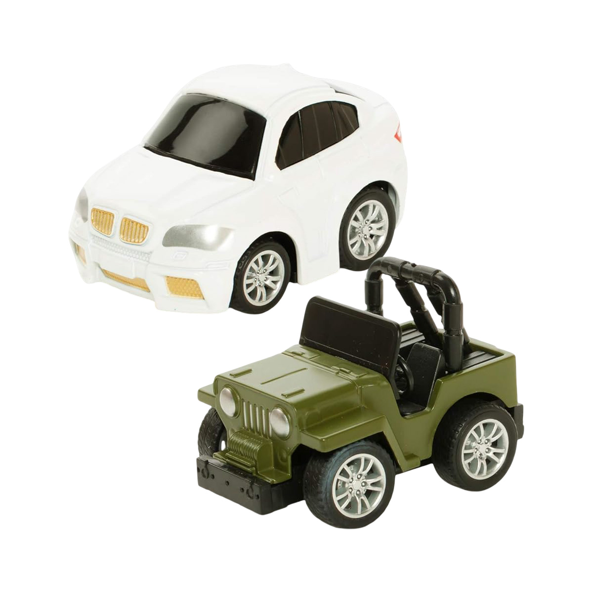 Un'auto bianca e un jeep verde sono fianco a fianco.