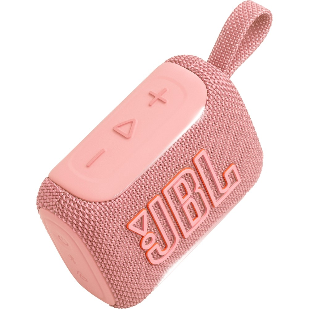 Un altoparlante JBL portatile rosa con pulsanti volume e cinghia.