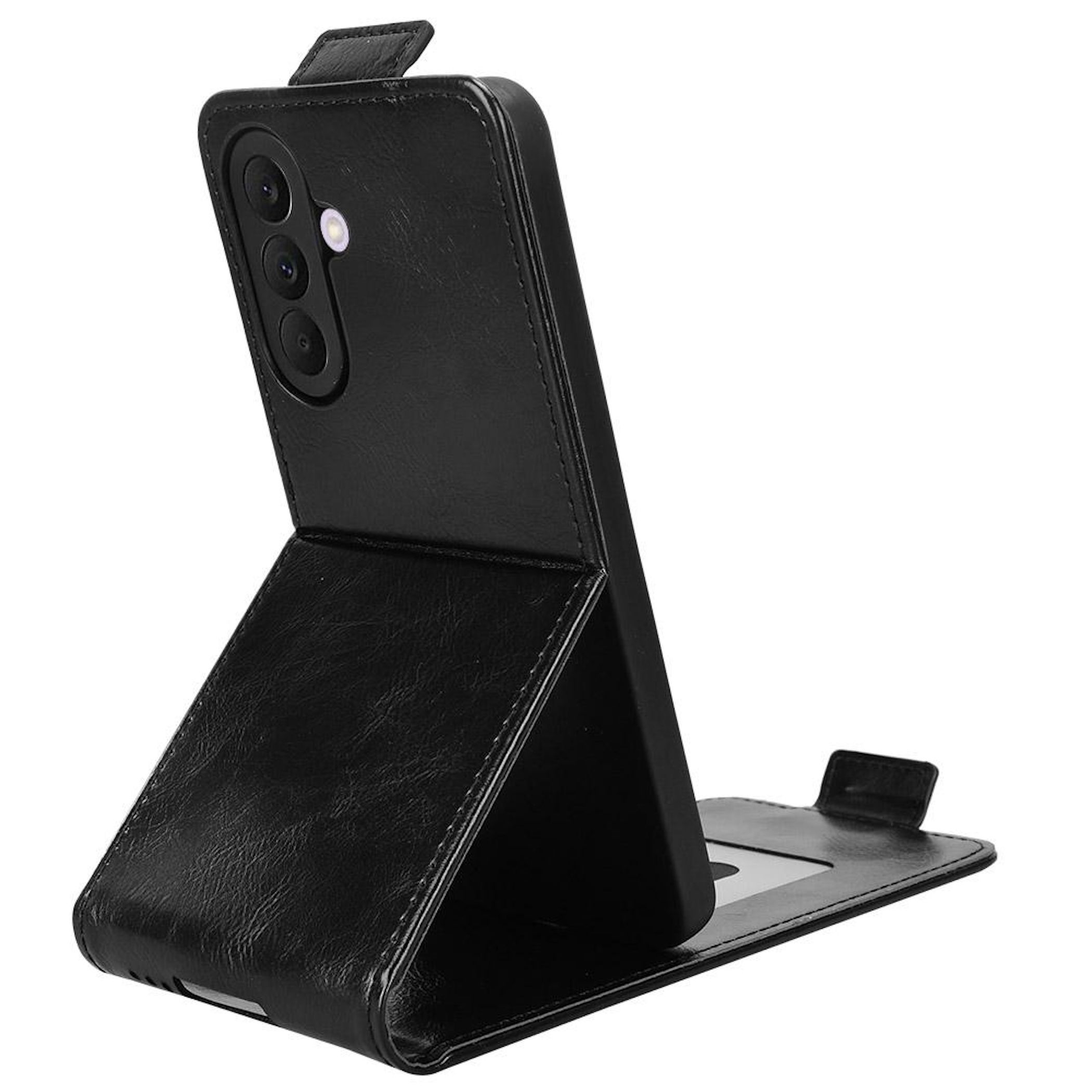 Teléfono negro en funda de cuero negra abierta con módulo de cámara visible.