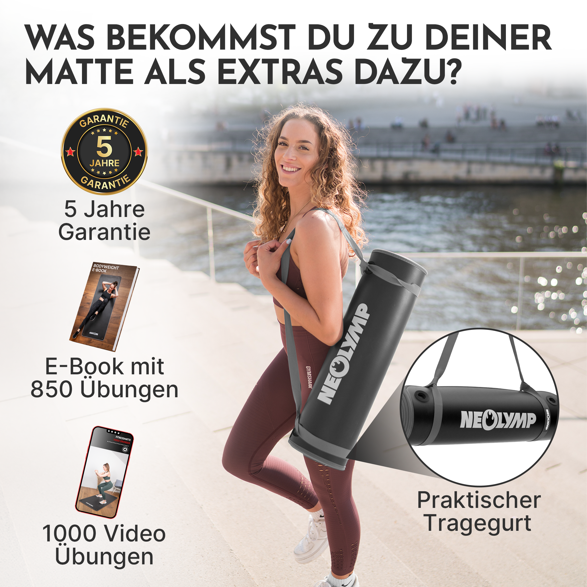 Frau mit Yogamatte, E-Book und Handy. 5 Jahre Garantie.