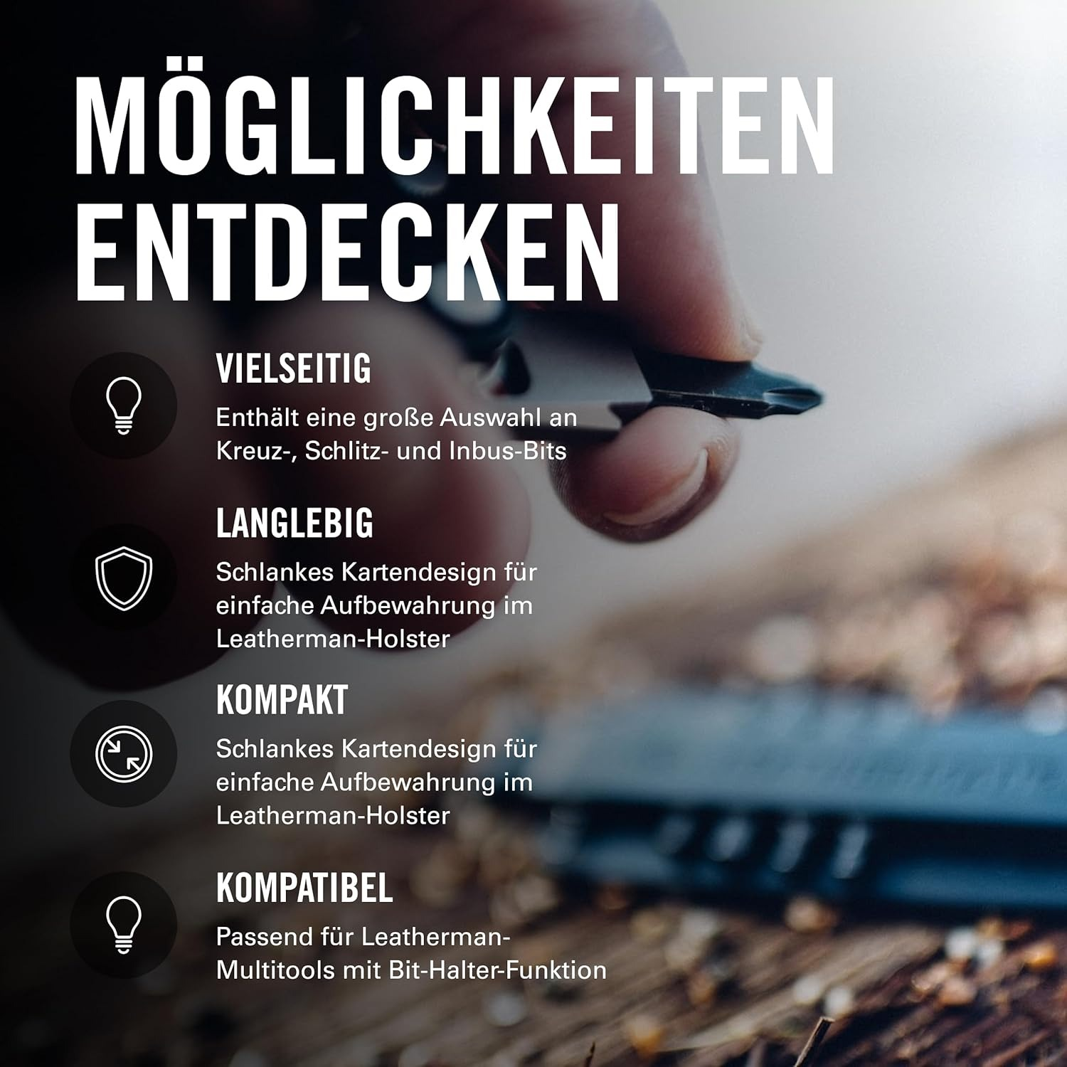 Text mit Icons: Vielseitig, Langlebig, Kompakt, Kompatibel. Ein Tool wird gehalten.