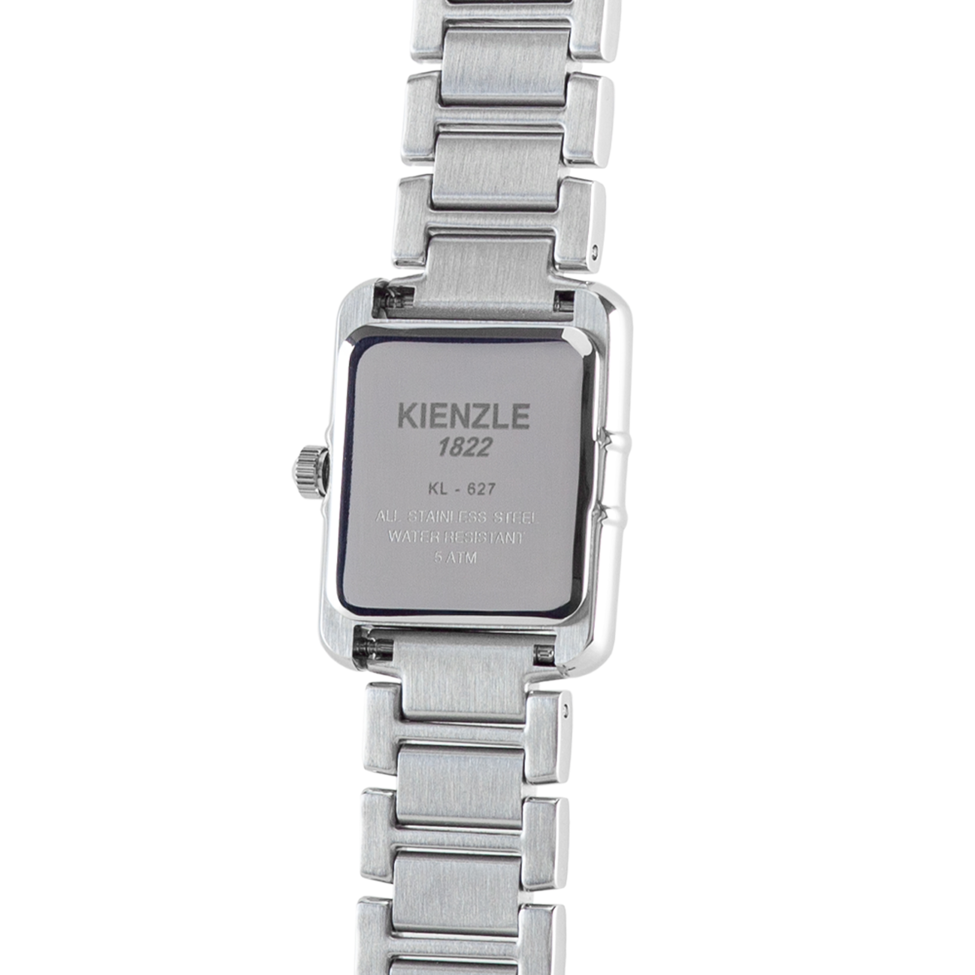 Rückseite einer silbernen Kienzle-Uhr mit Armband. Beschriftung: Kienzle 1822, KL-627, Edelstahl, wasserdicht 5 ATM.