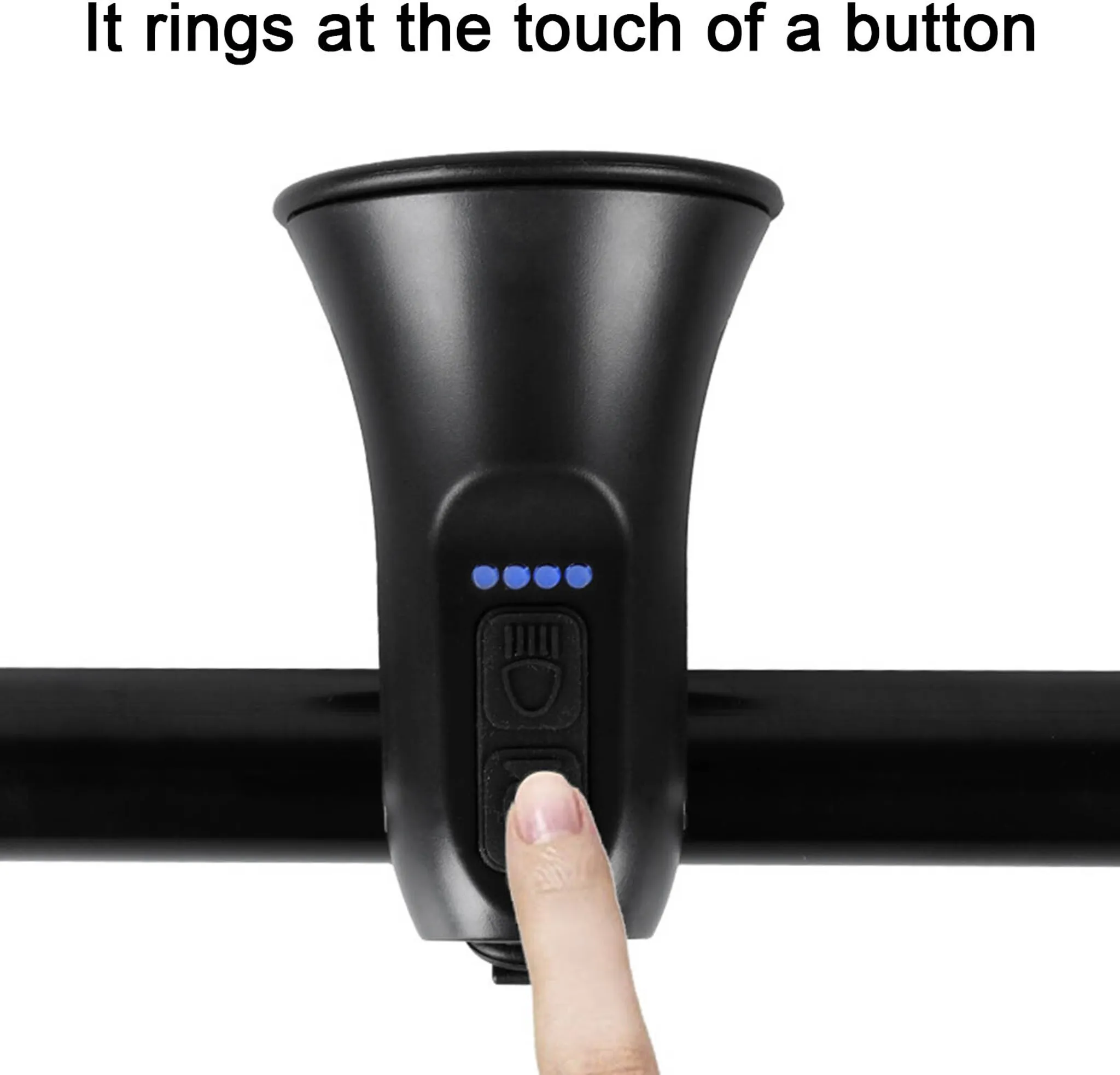 Ein Finger drückt einen Knopf an einer schwarzen Fahrradklingel mit blauen Lichtern.