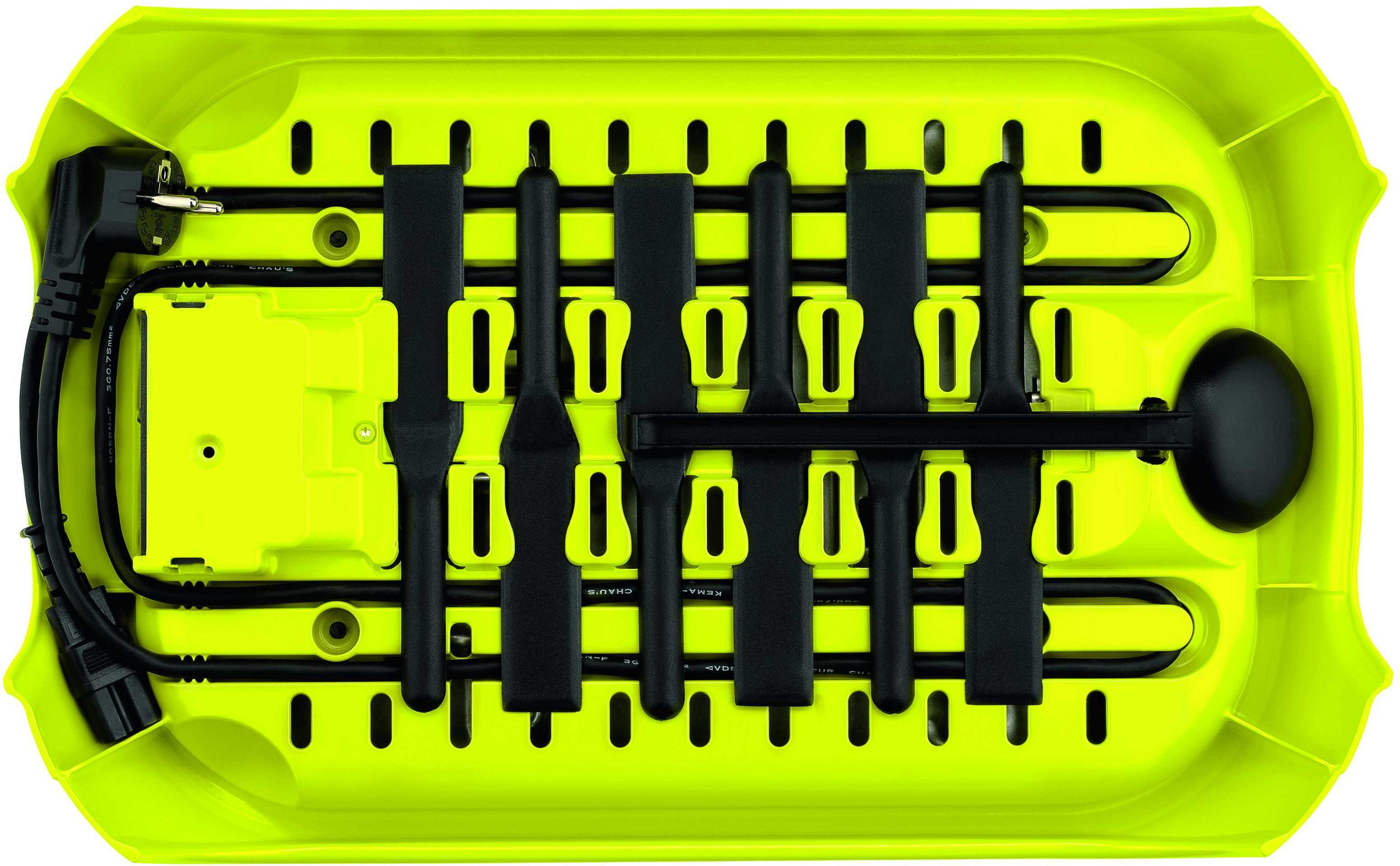 Custodia giallo neon brillante con attrezzi e cavi neri ordinatamente riposti.